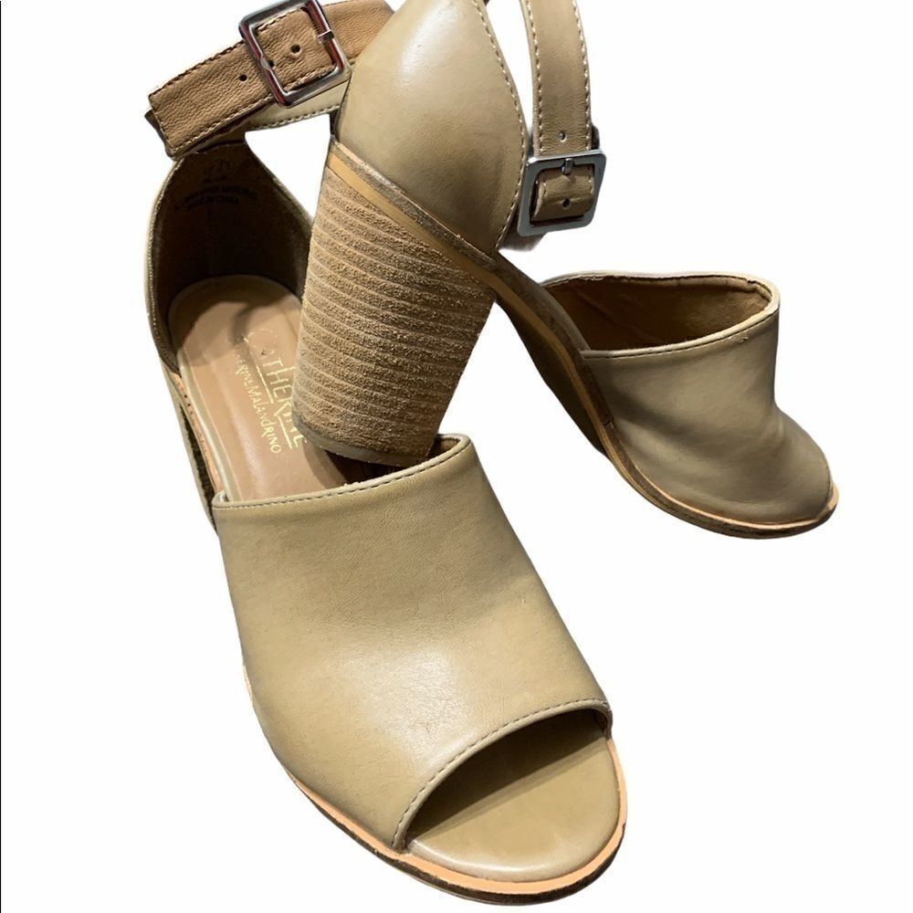 Catherine Malandrino Strapped Sandals 
